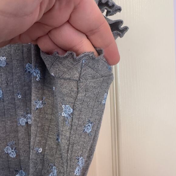 NWT Torrid Lace Trim Fitted Scoop Tee Floral Size 00 Lettuce Edge Ribbed - Picture 8 of 8